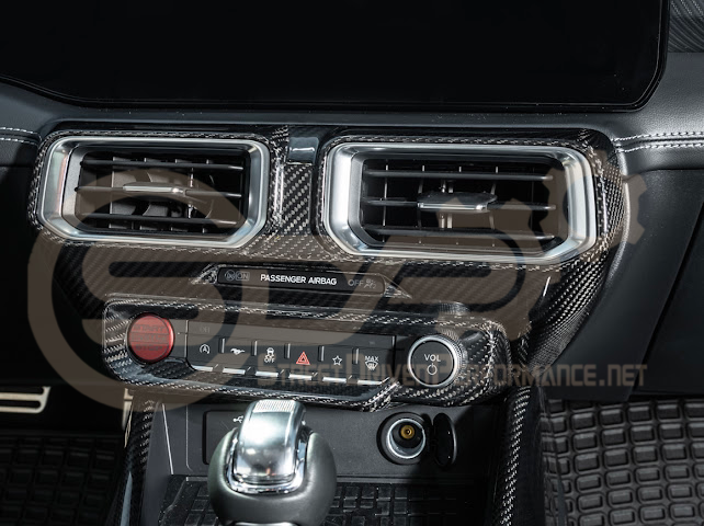 2024-UP FORD MUSTANG S650 | CARBON FIBER SINGLE SCREEN AC CONTROL CENTER SURROUNDING INTERIOR TRIM COVER